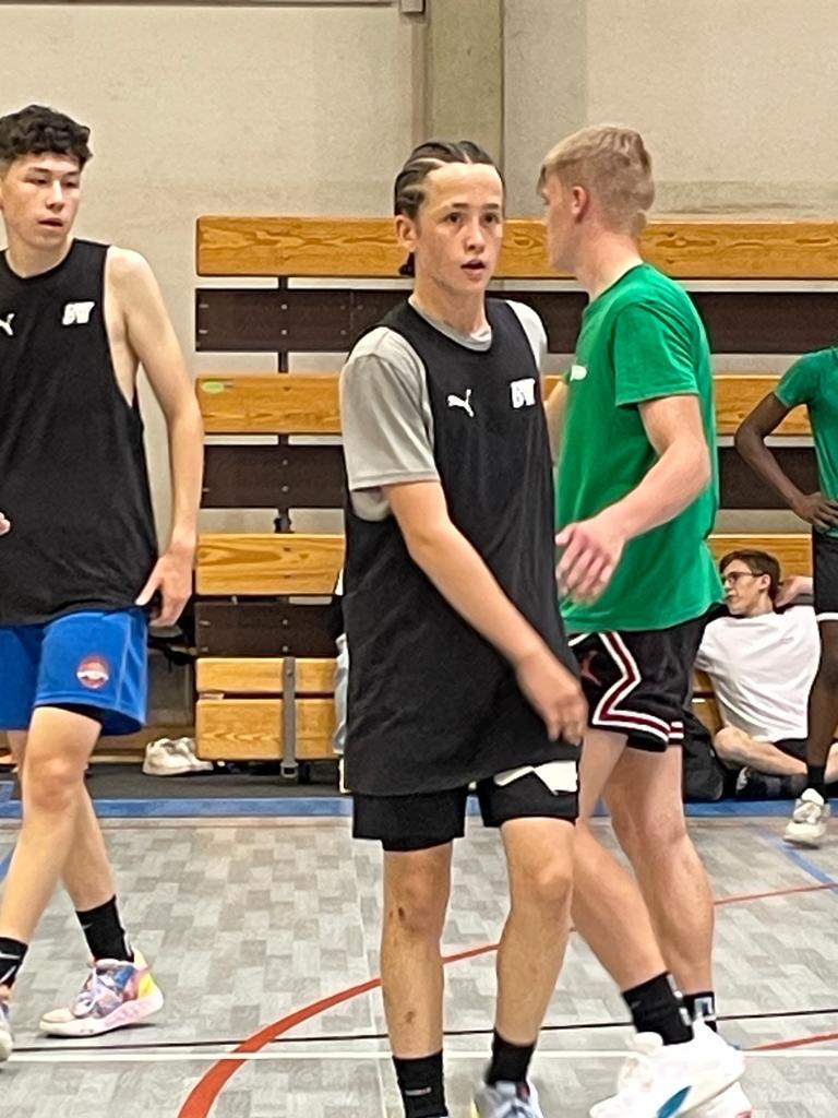 Léo Lequeu – U18 Basket.